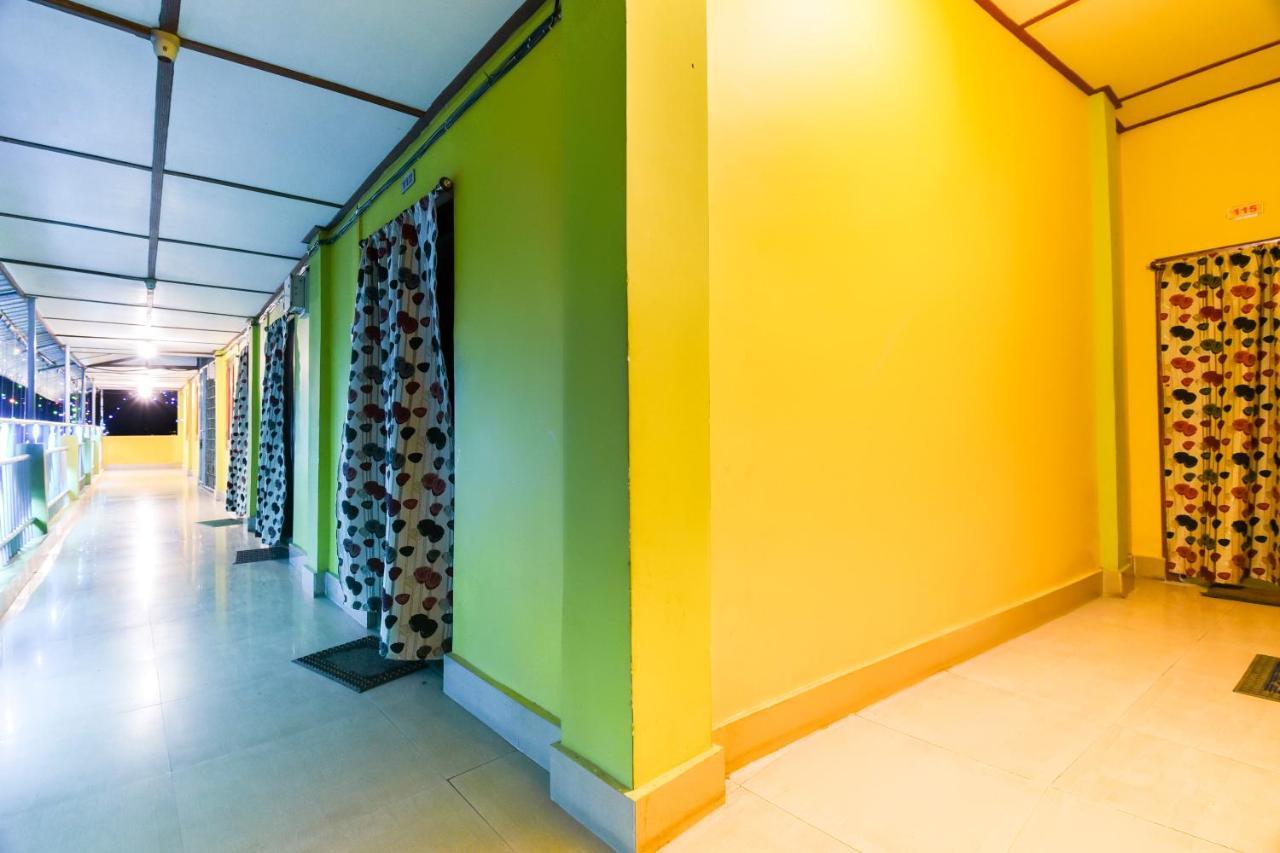 Along Oyo 70566 Hotel Aalo מראה חיצוני תמונה